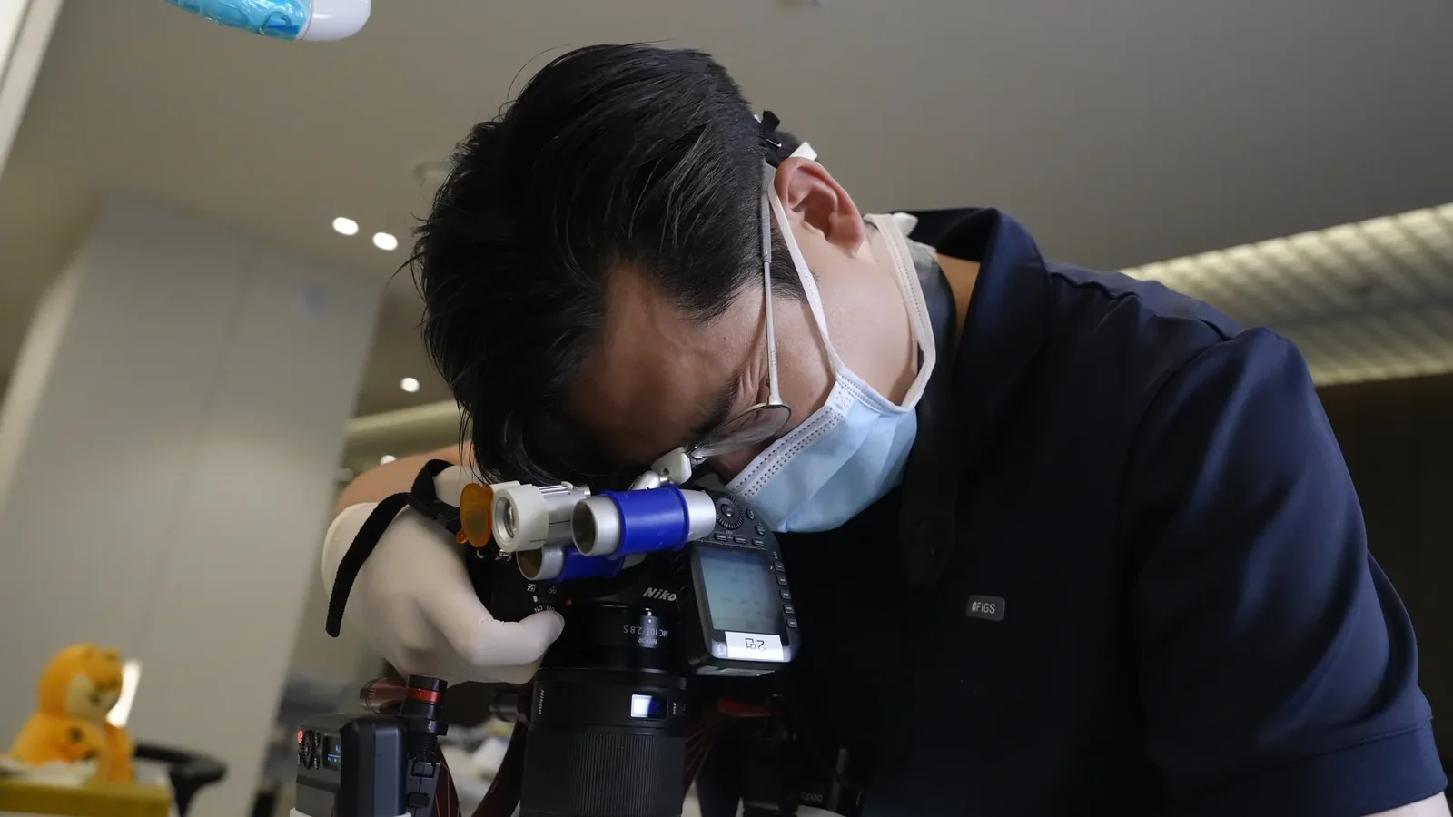 치아의 형태와 상태를 기록하는 진료 사진 촬영